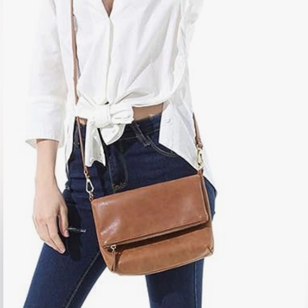 Women’s Crossbody Shoulder Bag in Brown